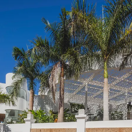 Ξενοδοχείο Flamingo Mate