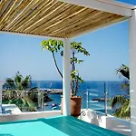 Otel Flamingo Mate 4*