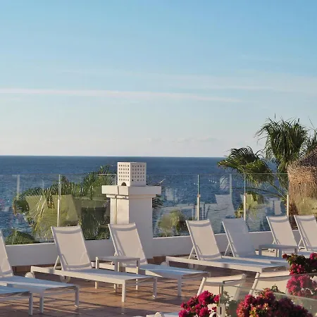 Flamingo Mate Hotel 4*