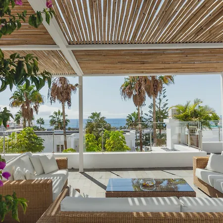 Flamingo Mate Hotel 4*