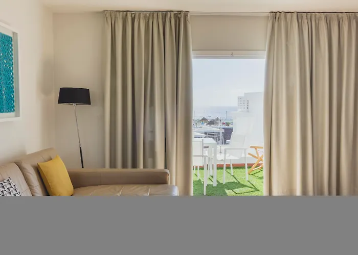 Flamingo Mate Szálloda Costa Adeje (Tenerife)