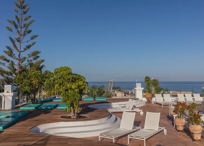 Szálloda Flamingo Mate 4*